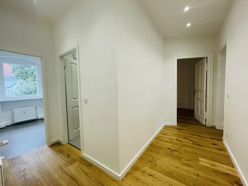 sanierte 2-Zimmerwohnung mit Einbauküche in Schöneweide — photo 1